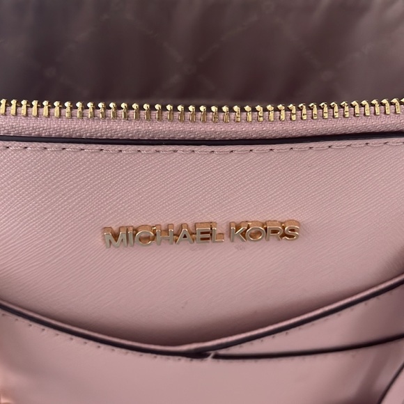 Michael Kors Medium Jet Set Saffiano Leather Dome Satchel in Blush - Picture 14 of 16